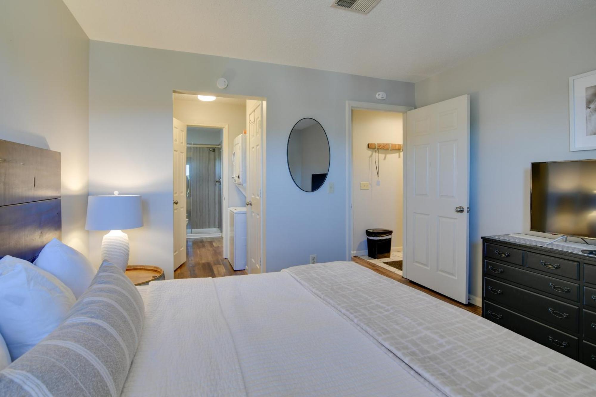 Pointe Royale With Amenities! Apartment