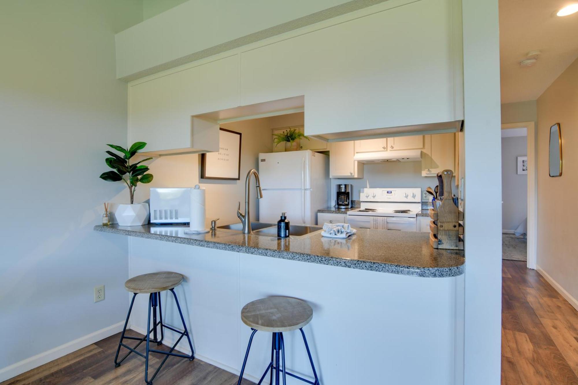 Pointe Royale With Amenities! Apartment
