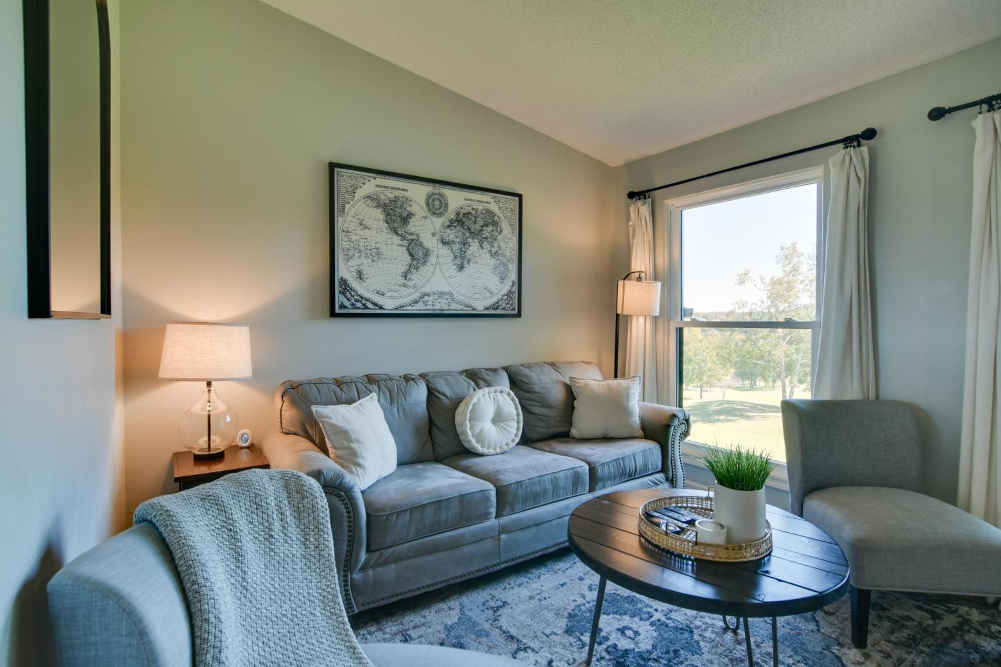 Pointe Royale With Amenities!