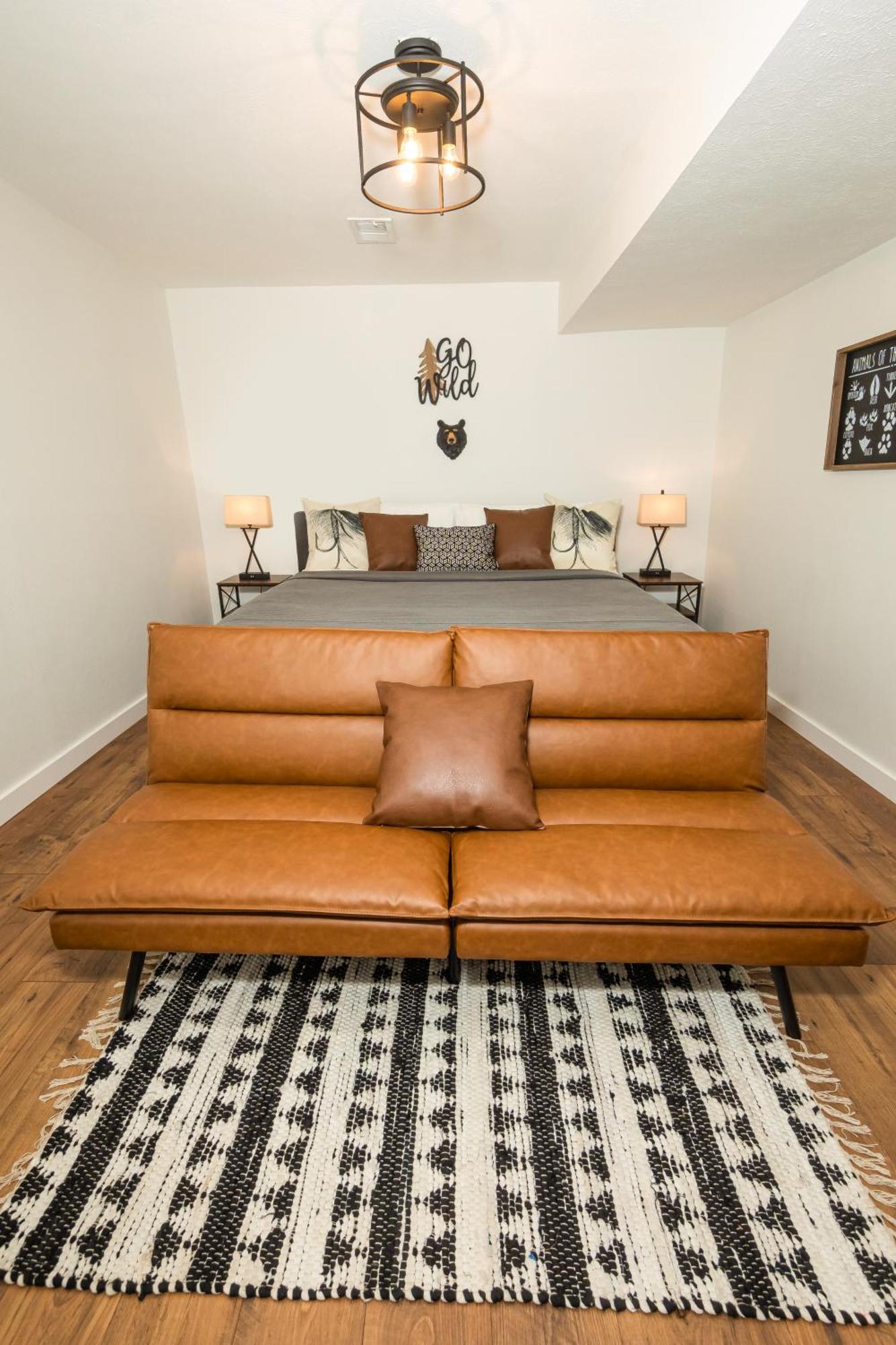 The Lofts On Indian Point - Near Silver Dollar Apartment *