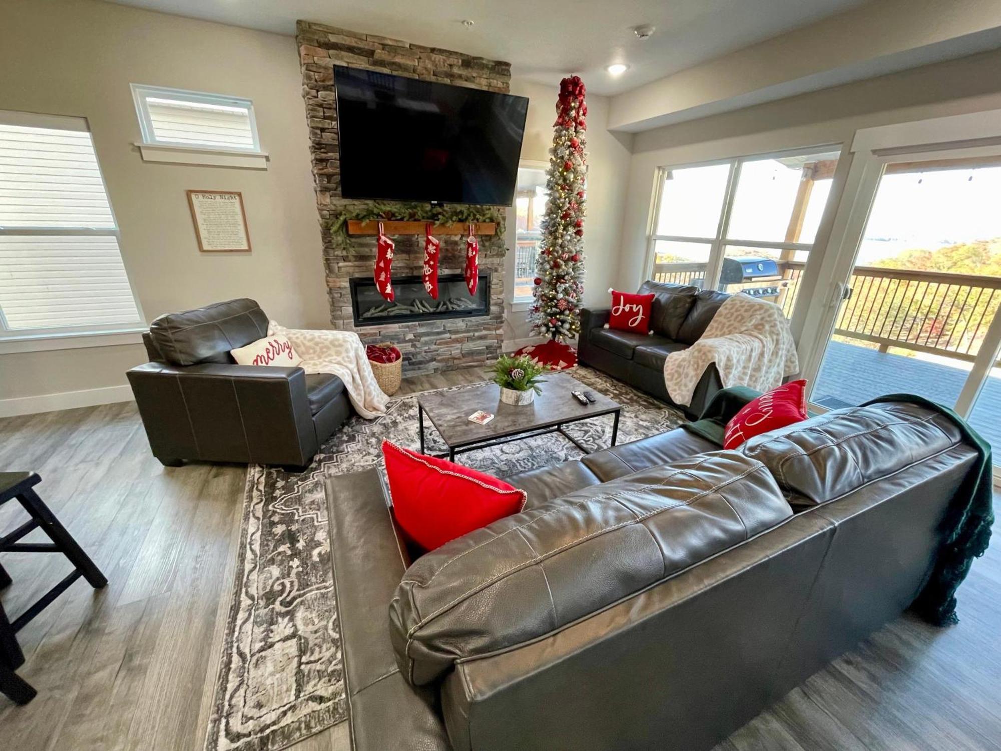 Holiday home Bird's Eye View At Table Rock $400 Daily Attractions Branson