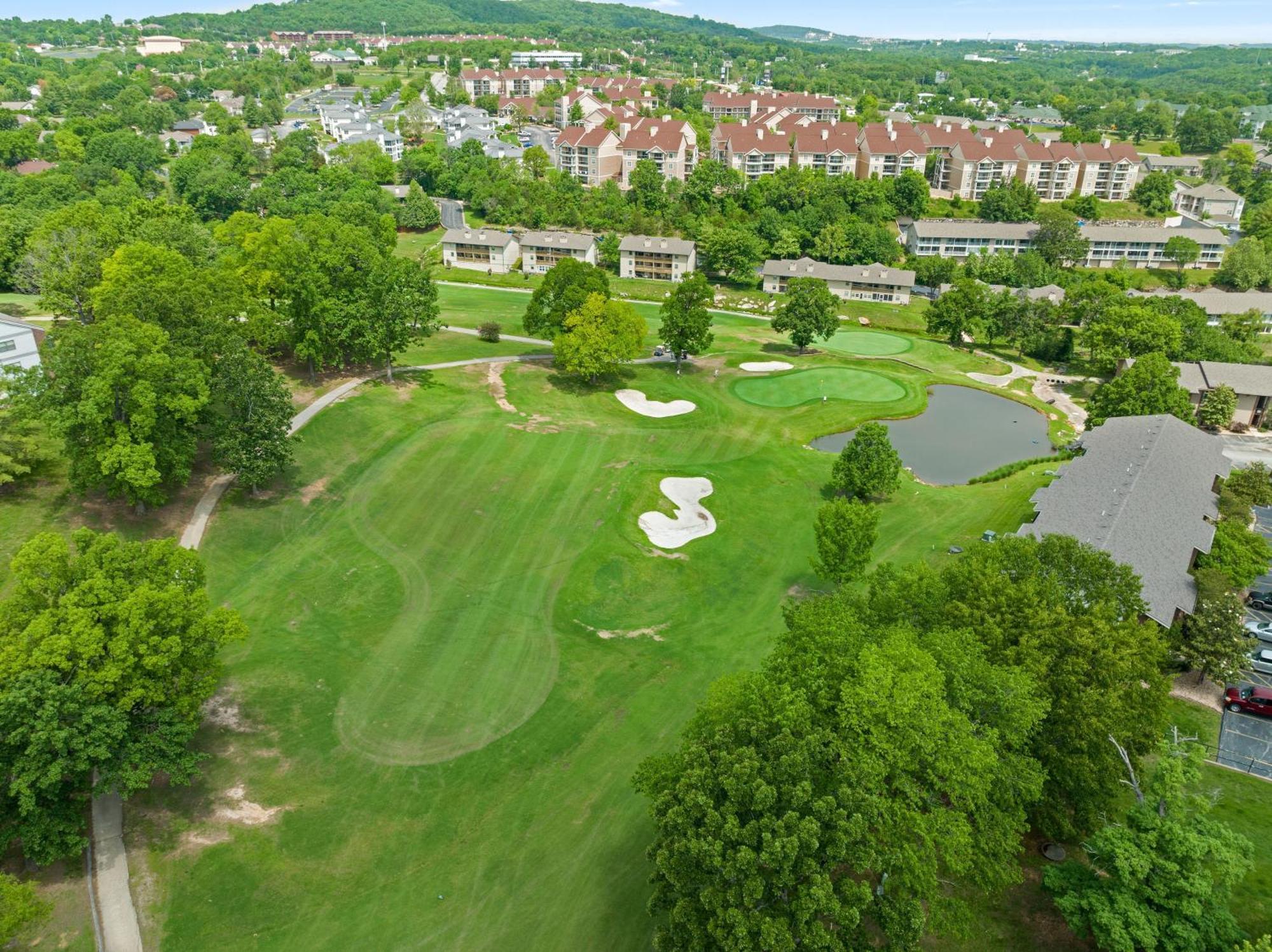 Bluffs Oasis Branson