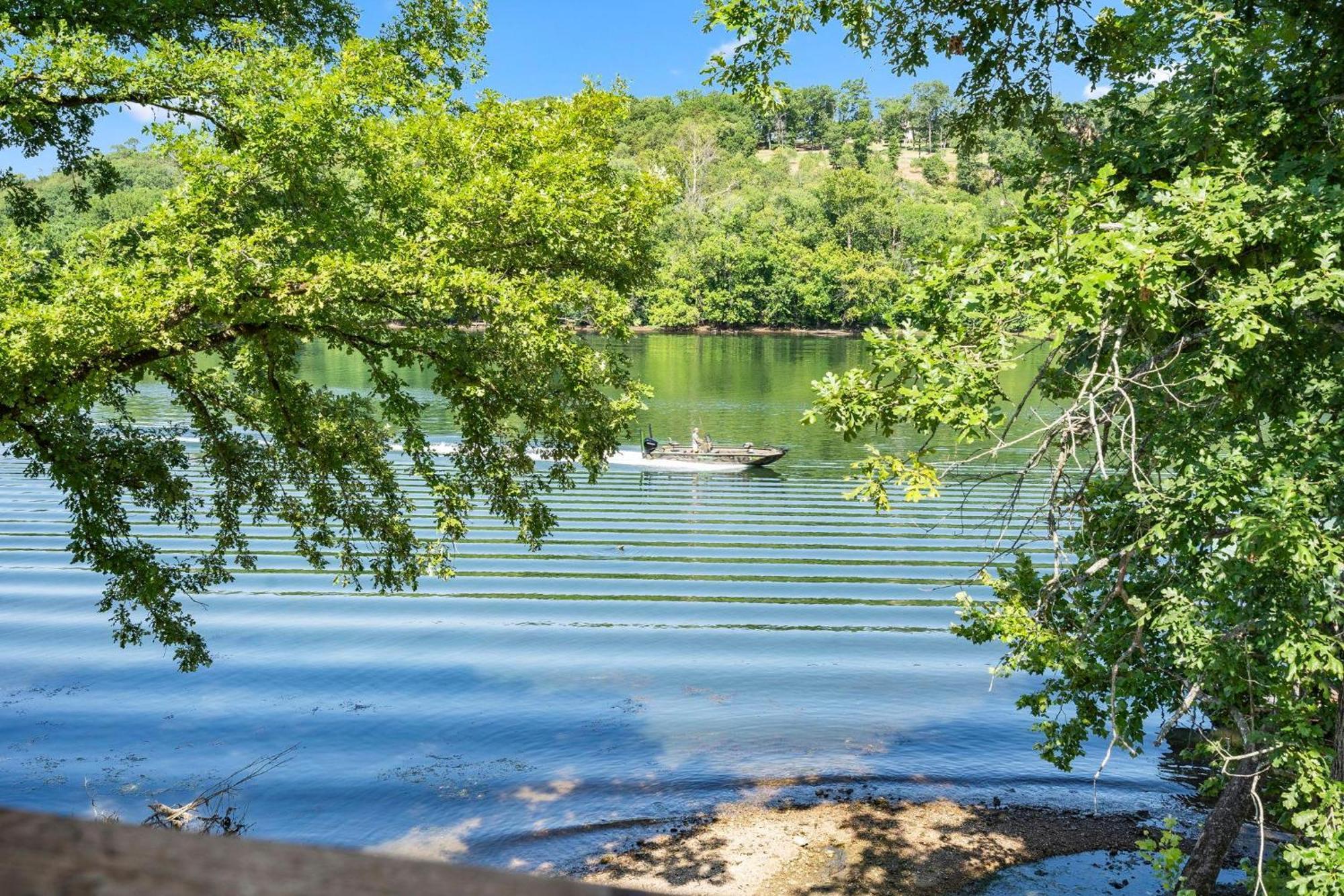 Lakeshore Living Holiday home Branson