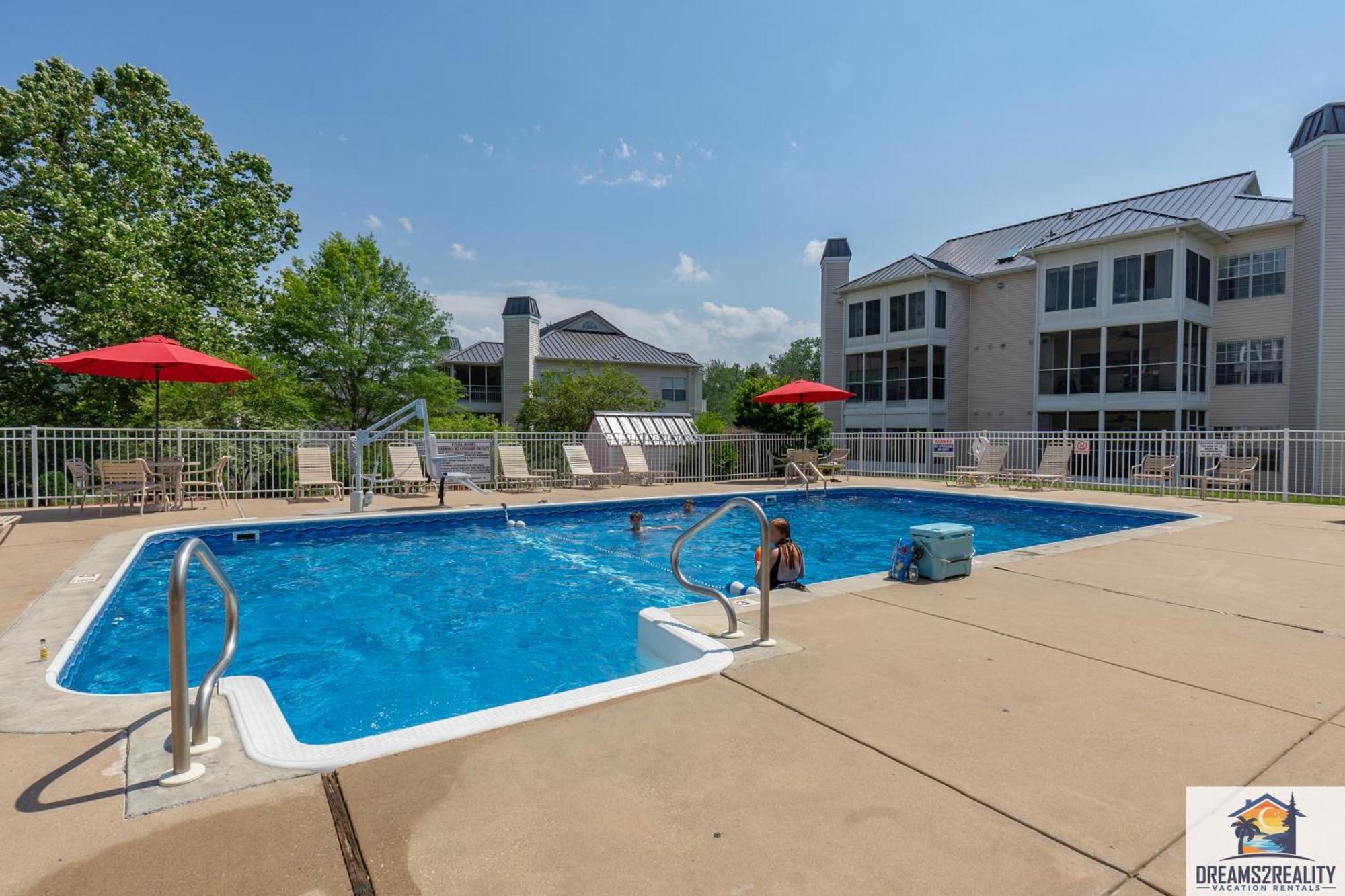 2br With Amenities - Near The Strip - Free Tickets Included - Mb10-2 Holiday home *