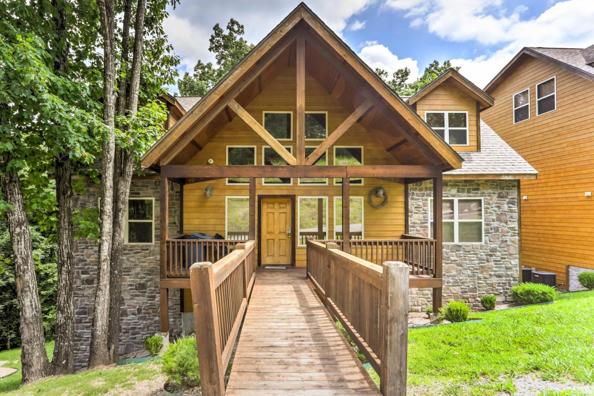 With Game Room, Near Silver Dollar Holiday home Branson