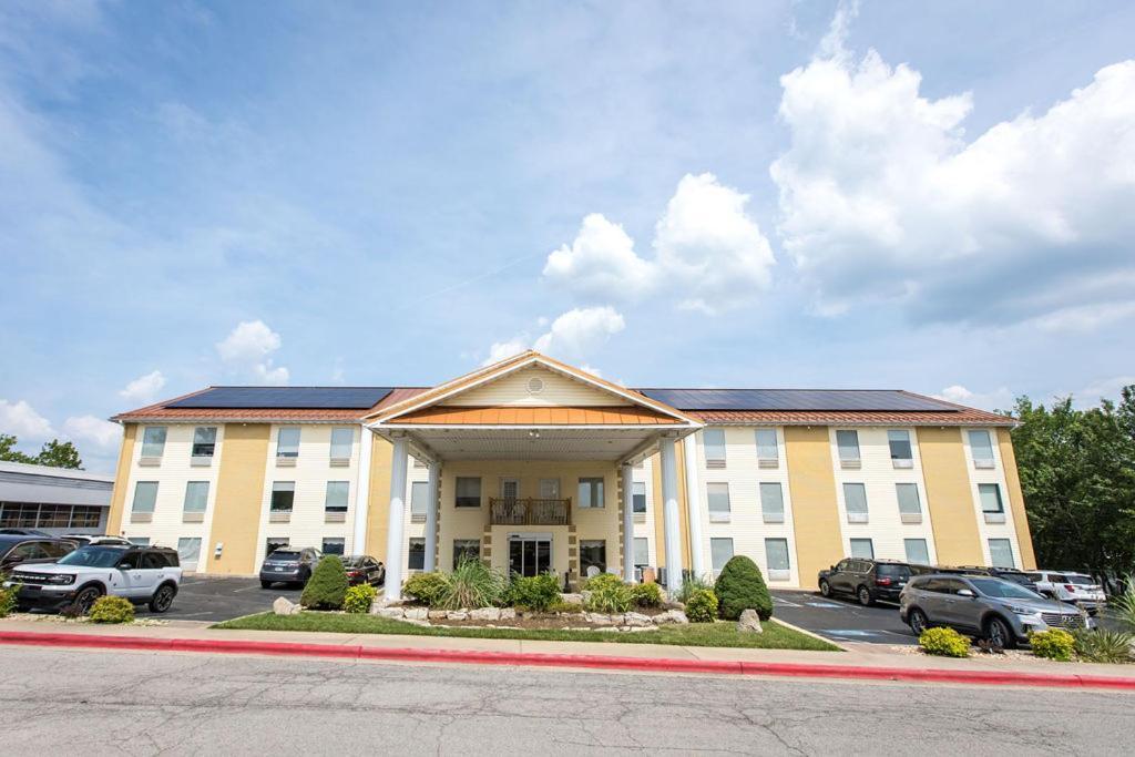 Savannah House Branson