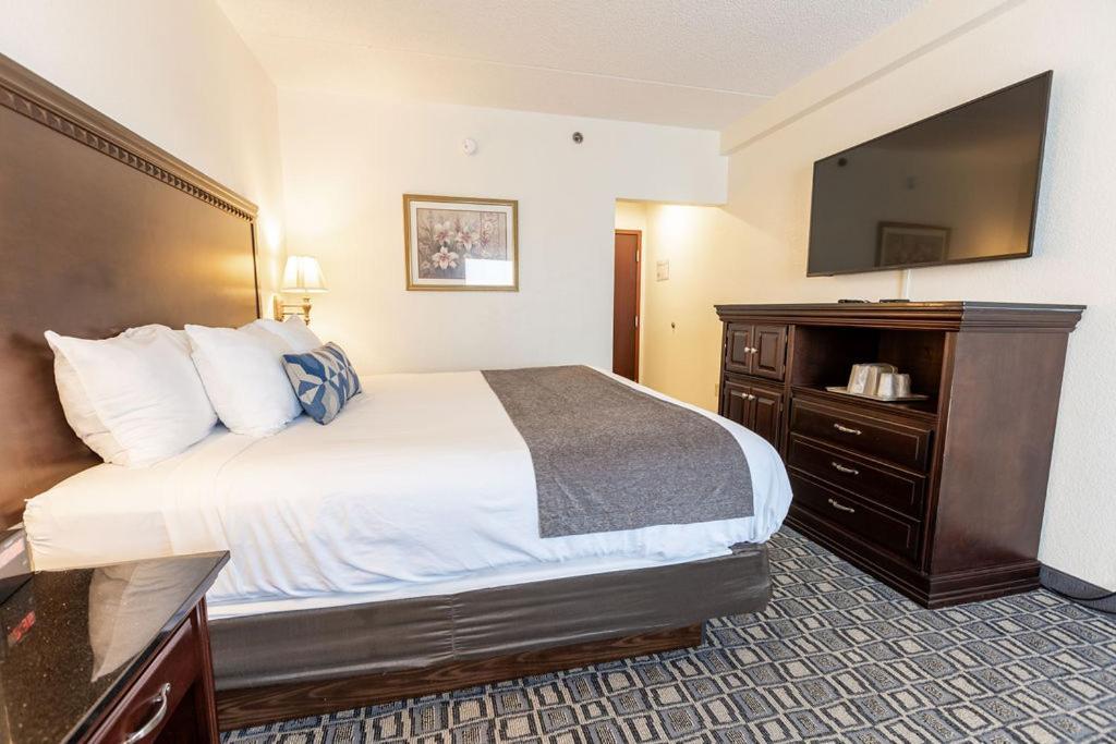 Savannah House 2*
