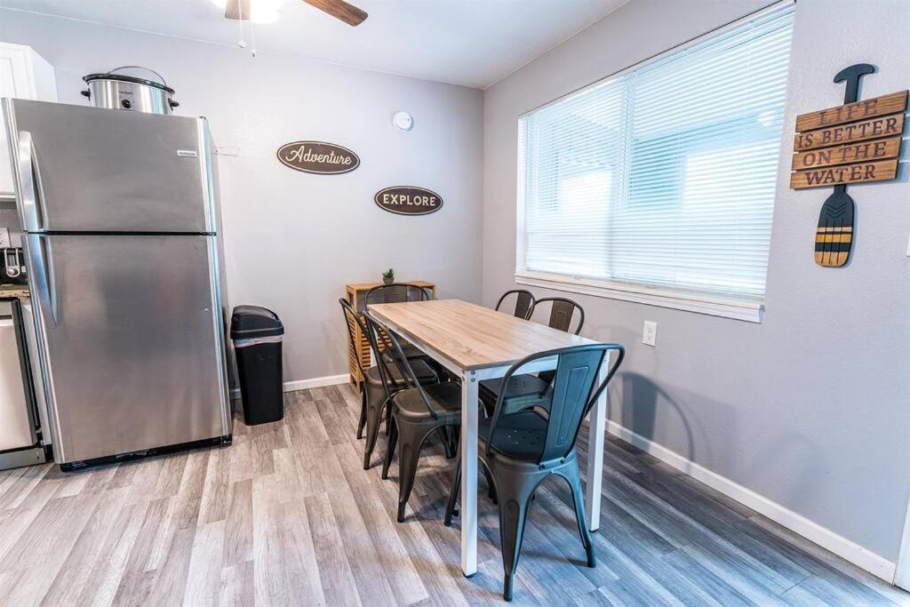 Apartment Indian Point #18 At Tribesman On Table Rock Near Silver Dollar City,