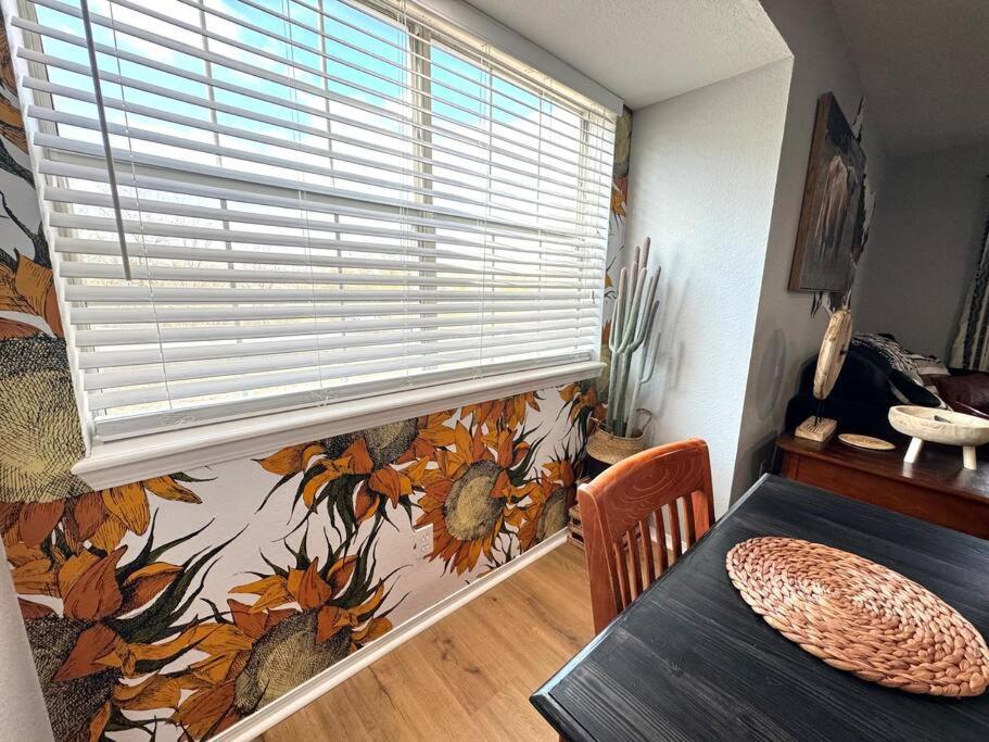 Apartment Modern Comfort: Updated Cozy In Indian Point *