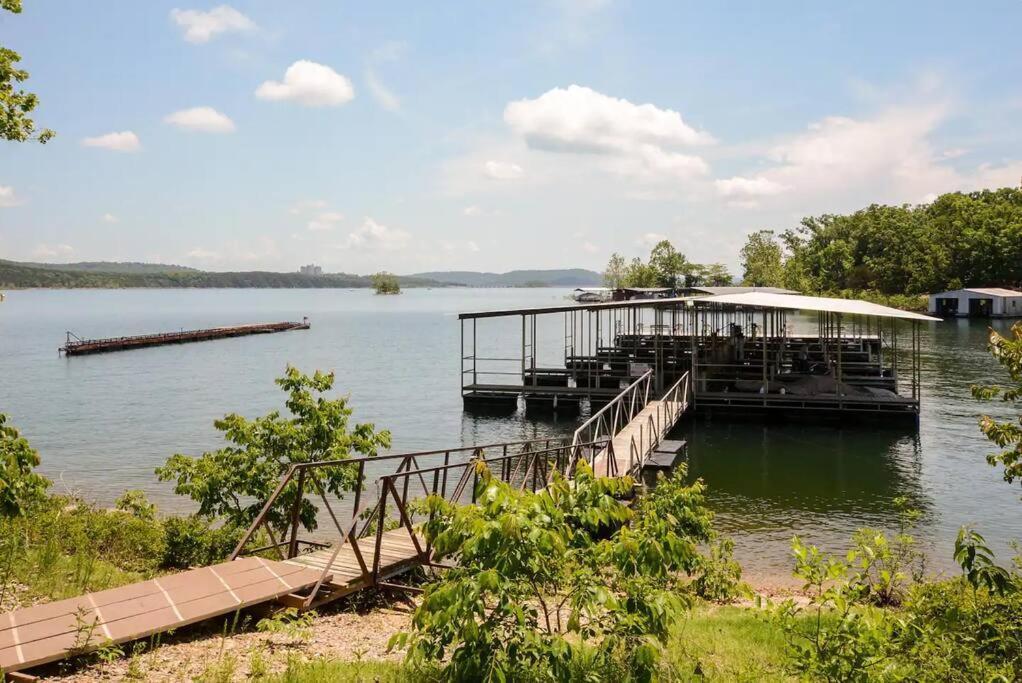 Indian Point Villa#7 At Tribesman On Table Rock Near Silver Dollar City, Apartment Branson