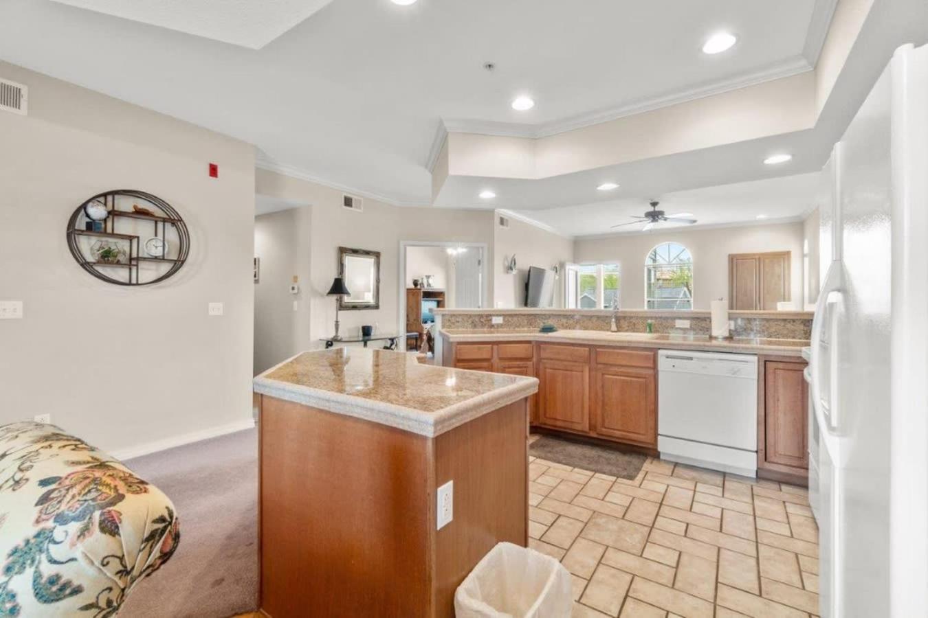 At Thousand Hills Walkin With Elevator Golf Front And Close To 76 Holiday home Branson