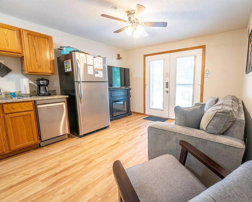 Tribesman Luxury # 8 On Table Rock Near Silver Dollar City, Apartment *