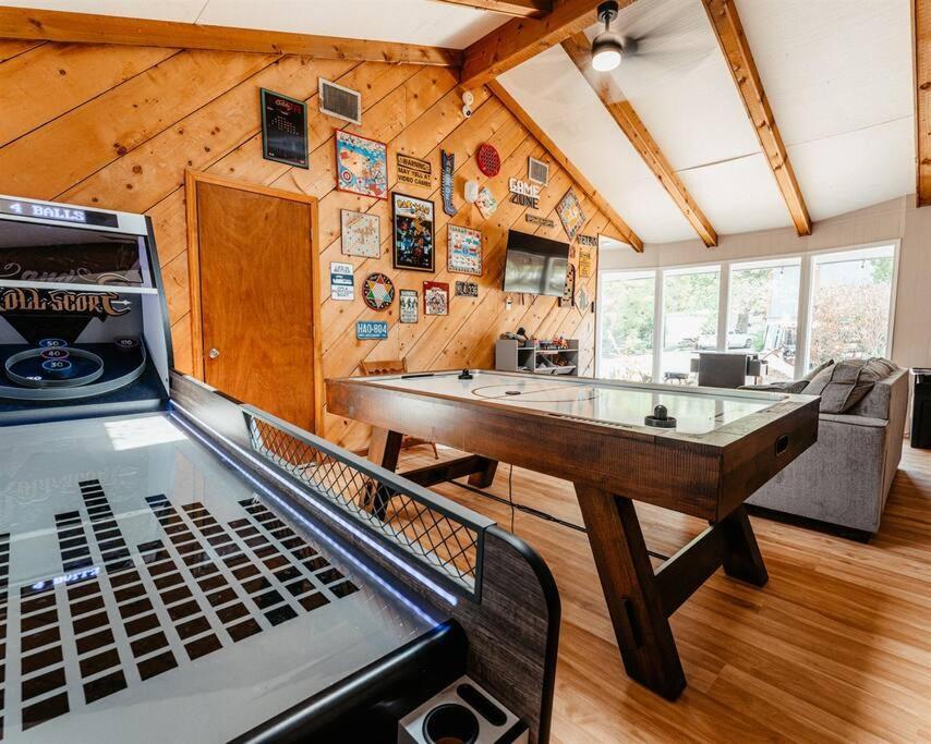 Tribesman Luxury # 8 On Table Rock Near Silver Dollar City, Apartment Branson