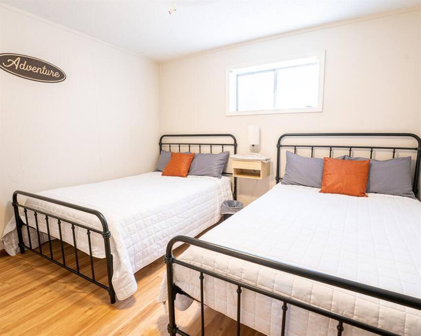 Apartment Tribesman Luxury # 8 On Table Rock Near Silver Dollar City, Branson
