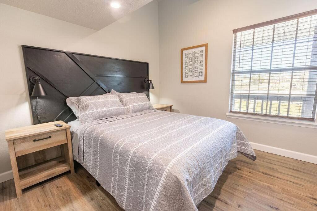 Apartment White River - Newly Updated!