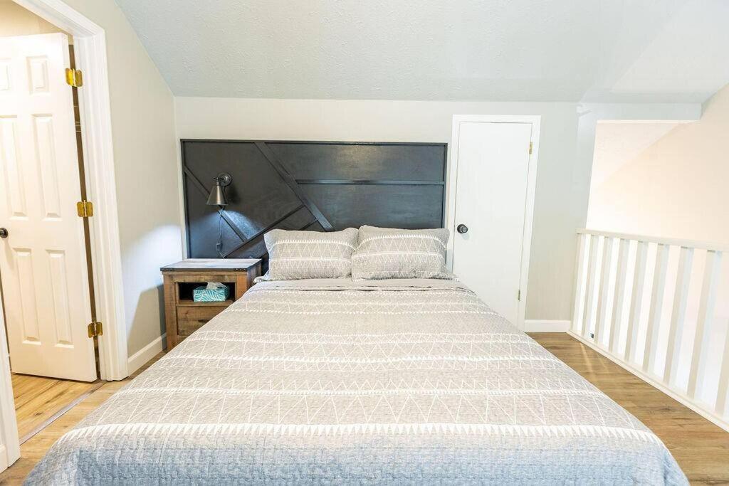 White River - Newly Updated! * Branson