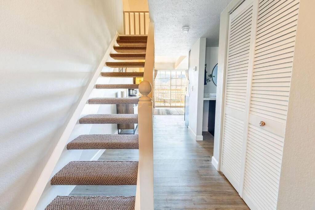 Apartment White River - Newly Updated!