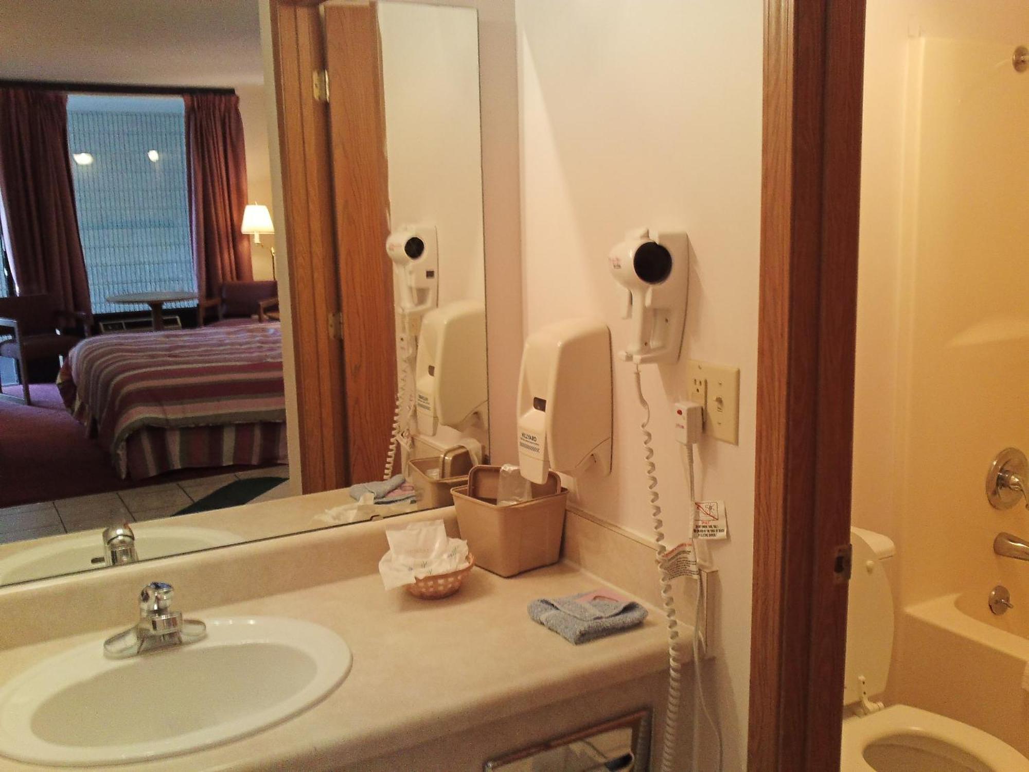 Ozark Valley 2* Branson