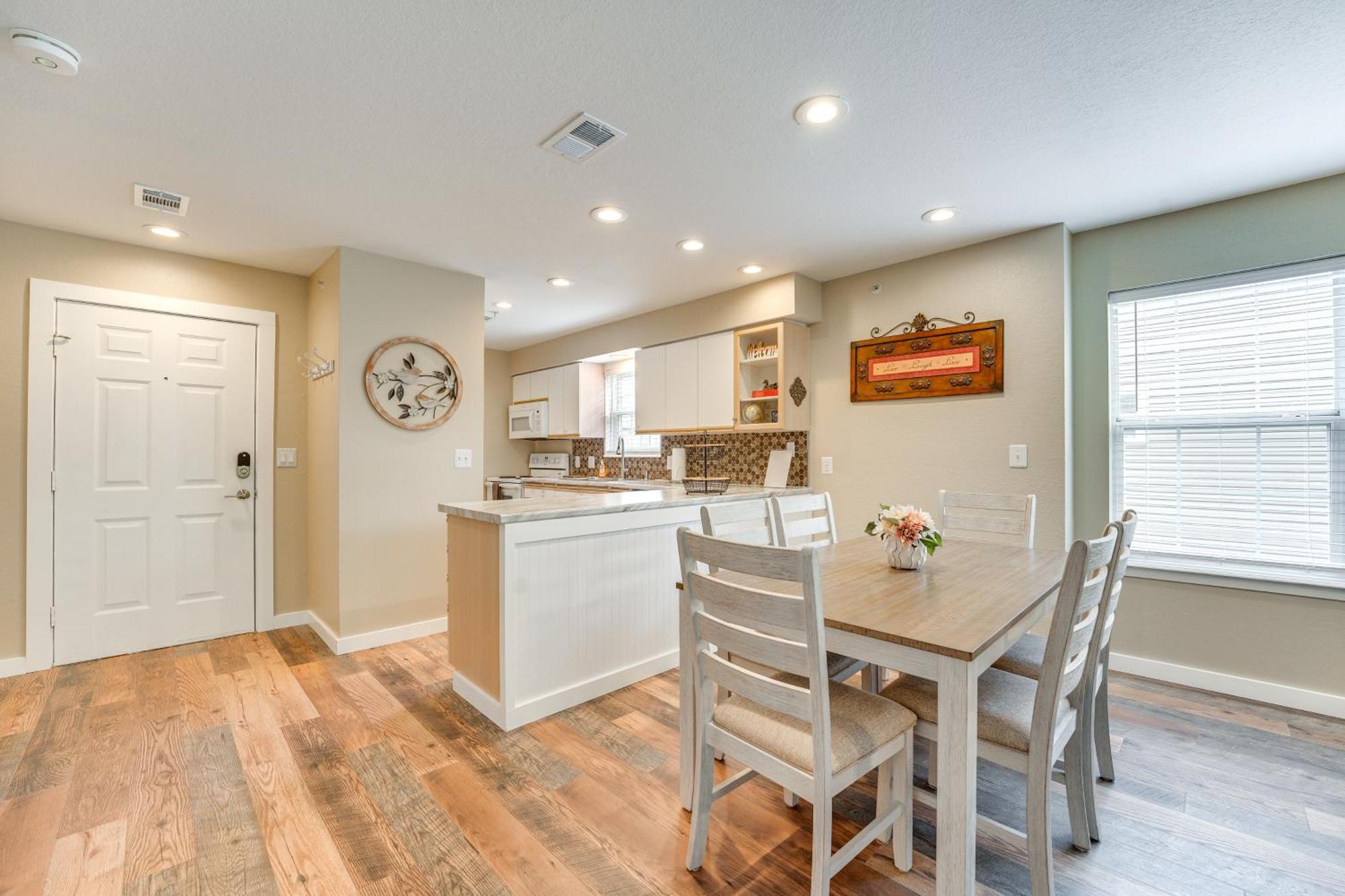Apartment Convenient With Amenities! *
