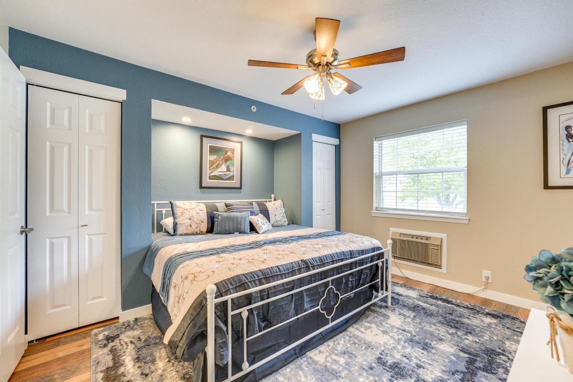 Apartment Convenient With Amenities! *