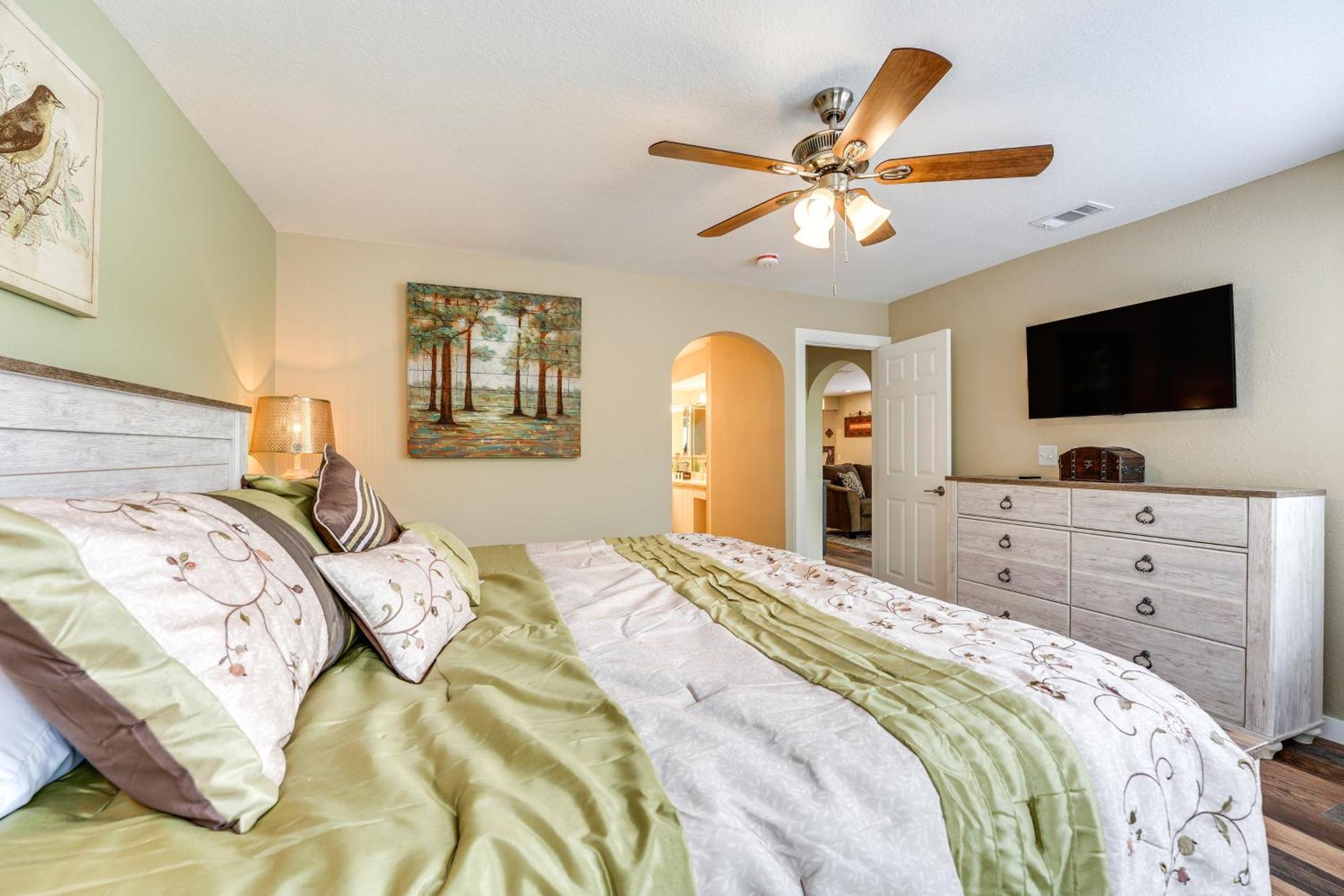 Convenient With Amenities!