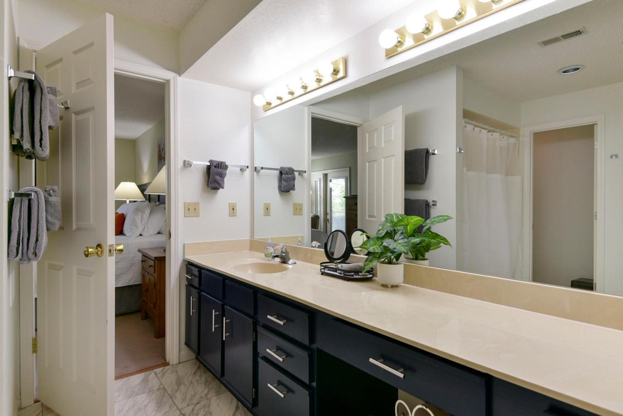 Apartment Beautiful At Thousand Hills-heart Of Branson-spacious And Affordable Branson