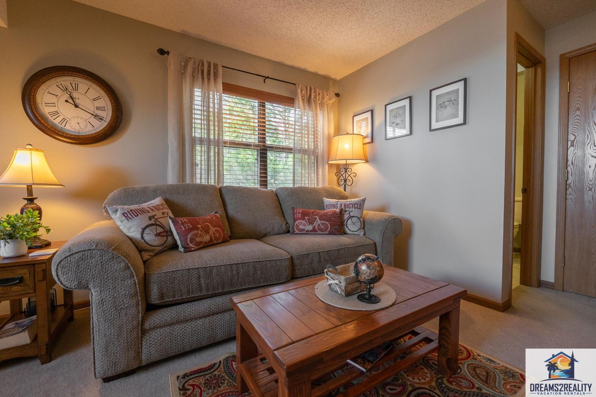 Lake View! Walk-in 3 Bedroom - Outdoor Pool - Free Tickets Included - Trh6-6 Holiday home