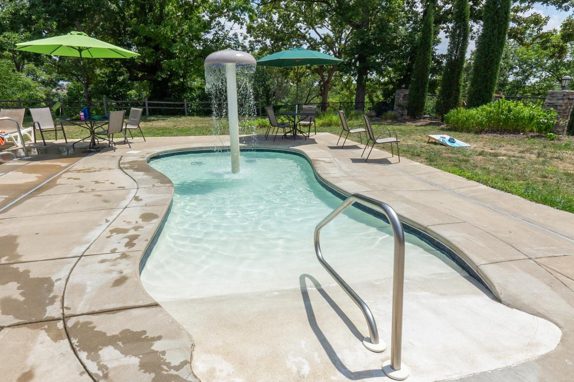 3br Walk-in Near Silver Dollar - Game - Pool - Free Tickets Included - Rr93a Holiday home