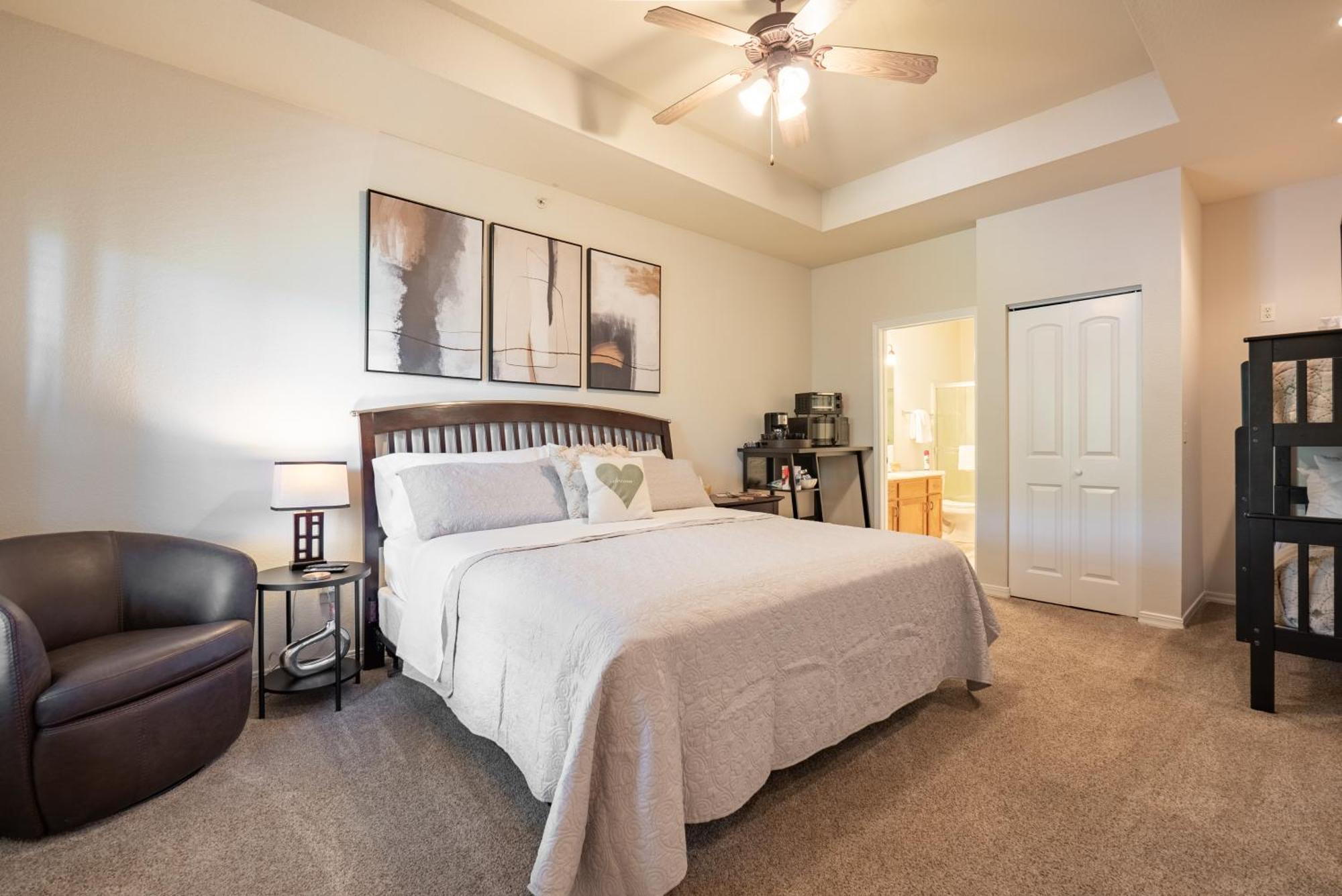 Apartment Elevator Access - Walk-in Shower - Close To 76 Strip - Free Tickets Included - Rl8-11b Branson