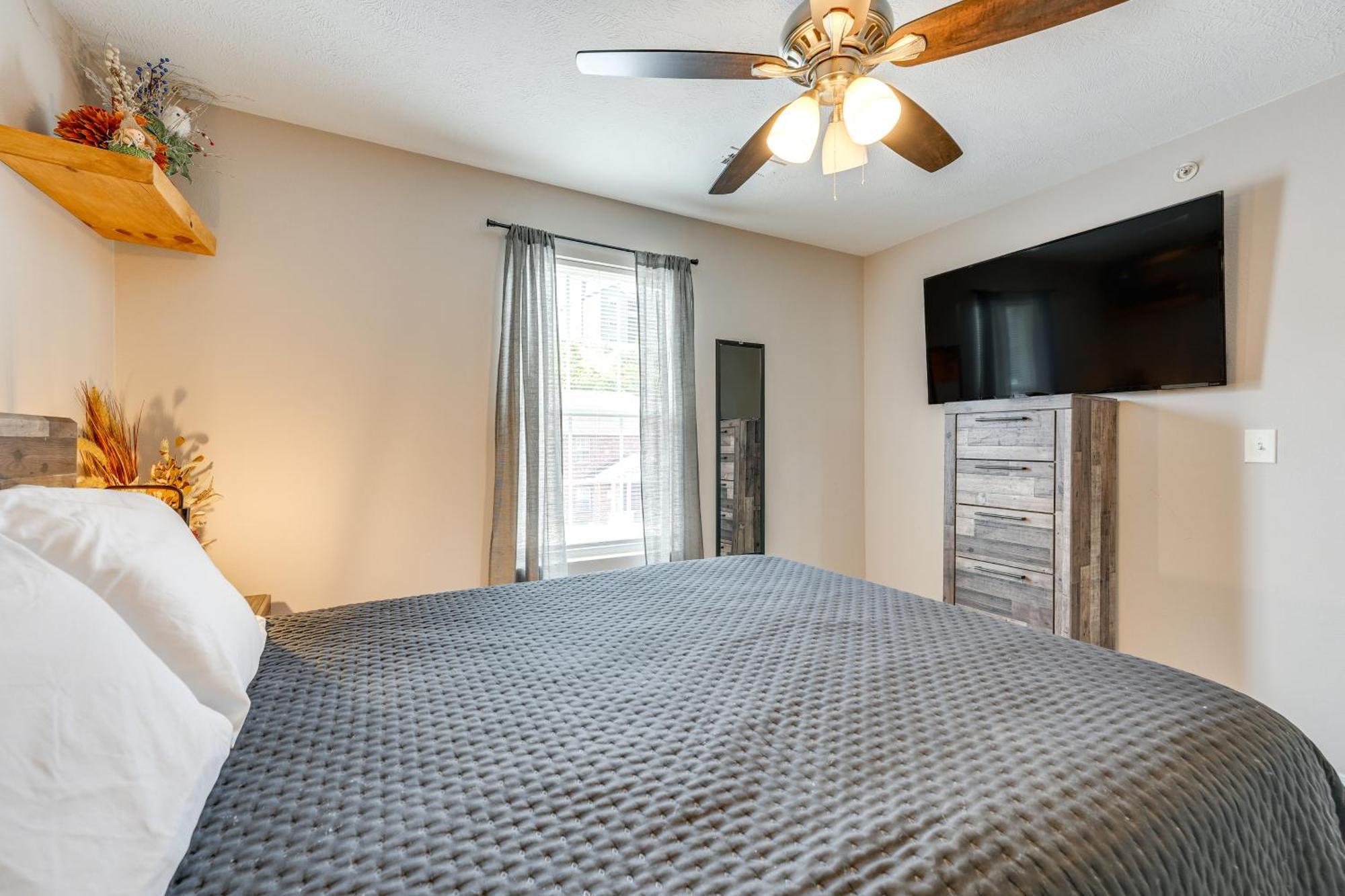 With Mountain-view Deck, Pool Access *