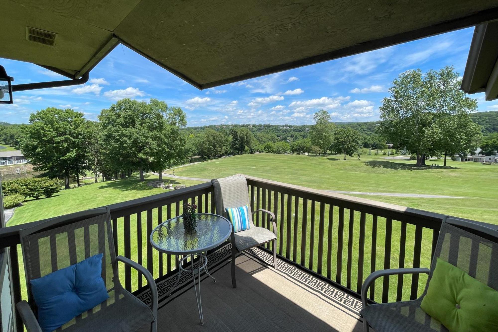 Holiday home Couples Paradise & Retreat On The 18th *