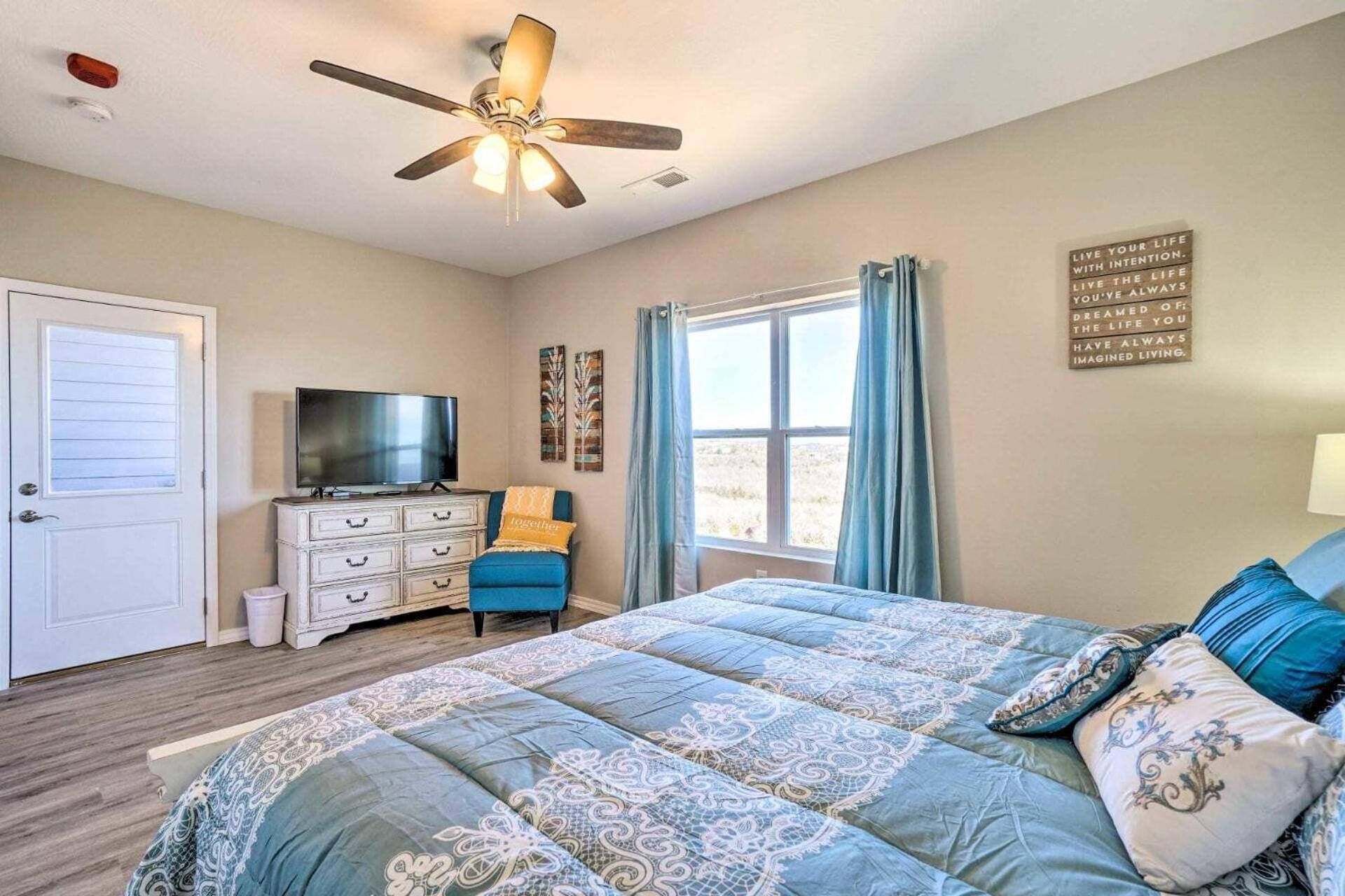 New No Stairs, Skyline, Games Arcade, Apartment Branson