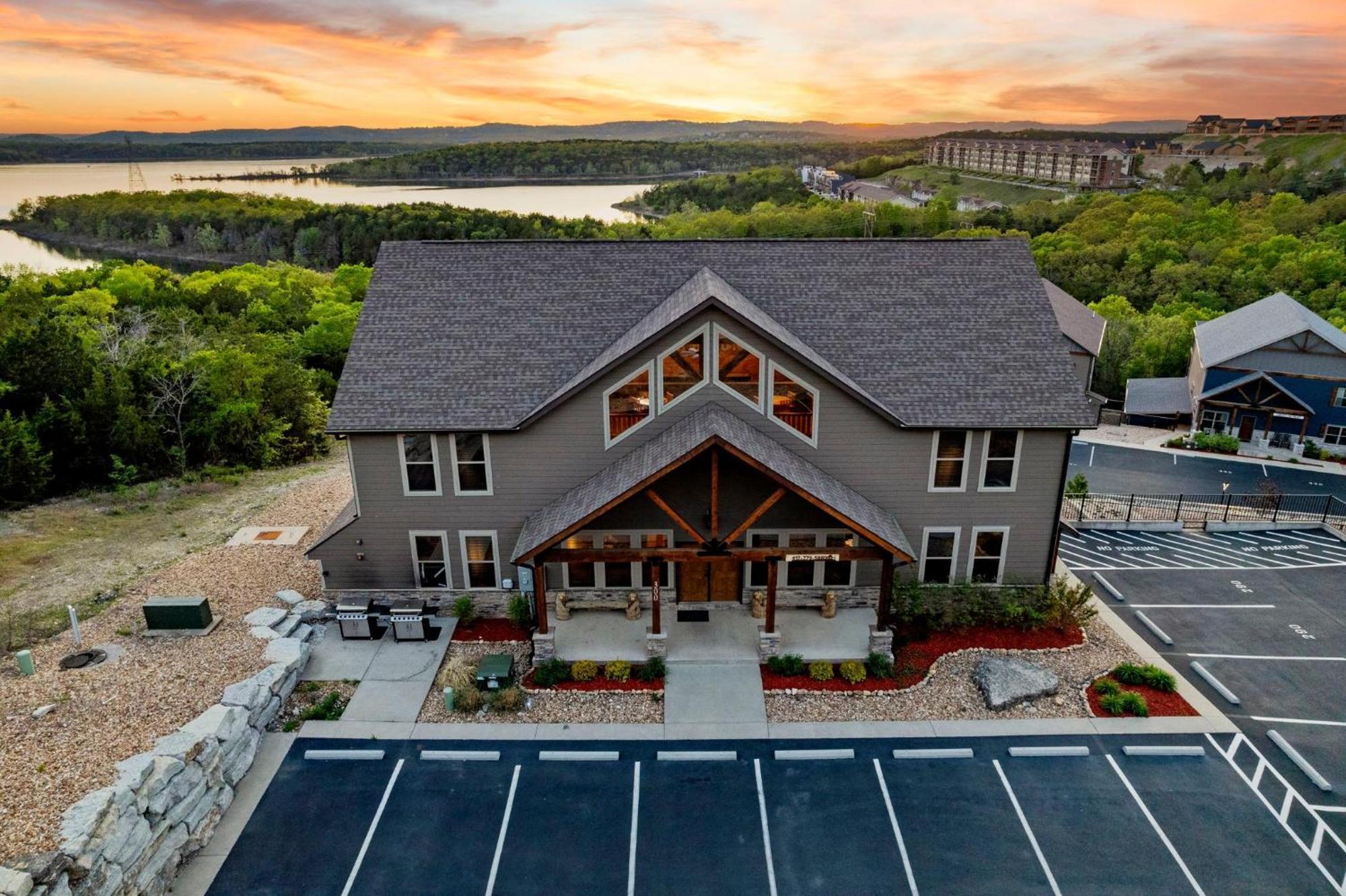 Chateau On The Cove Holiday home *