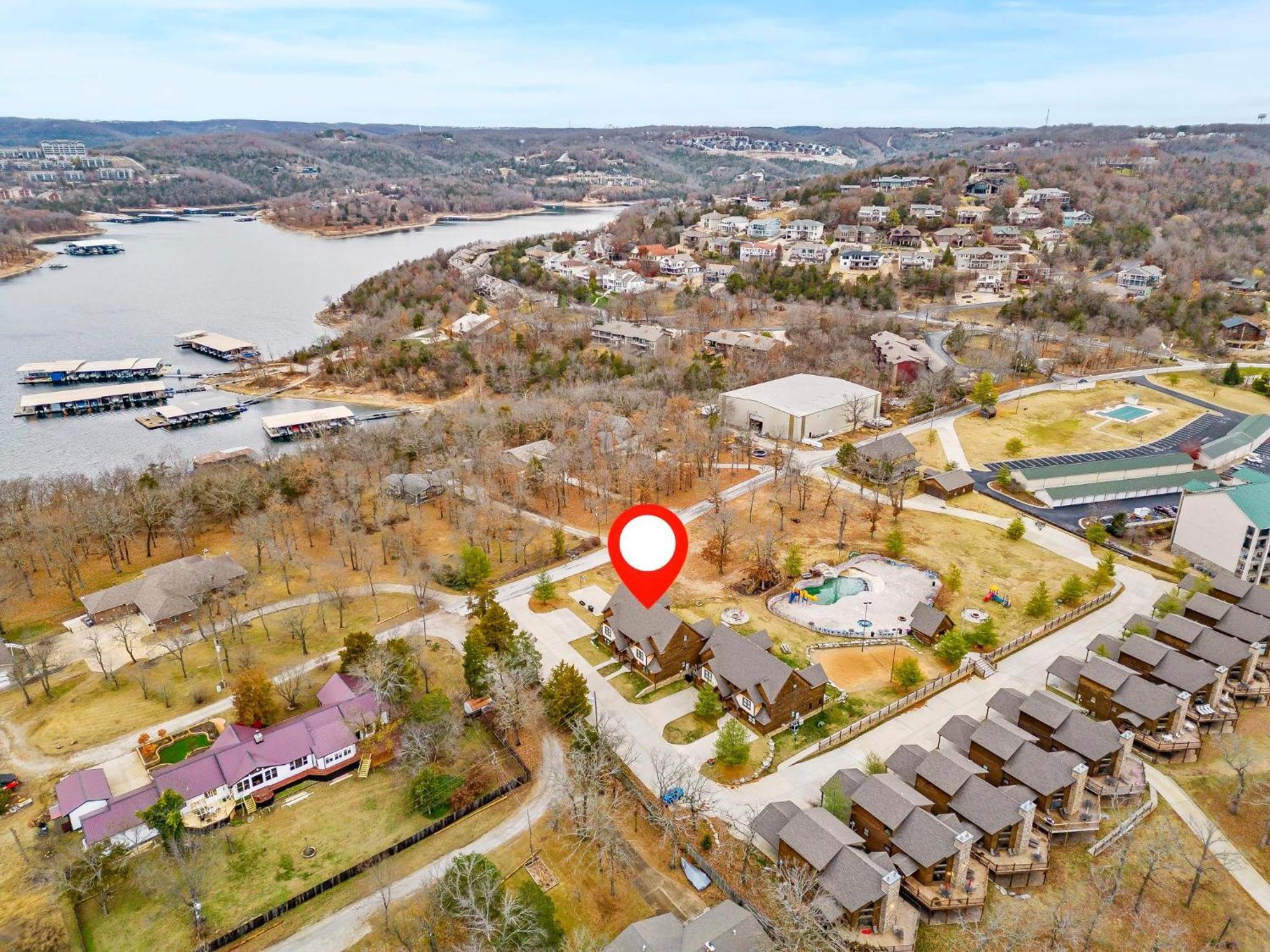Knot For Reel - Access Holiday home Branson