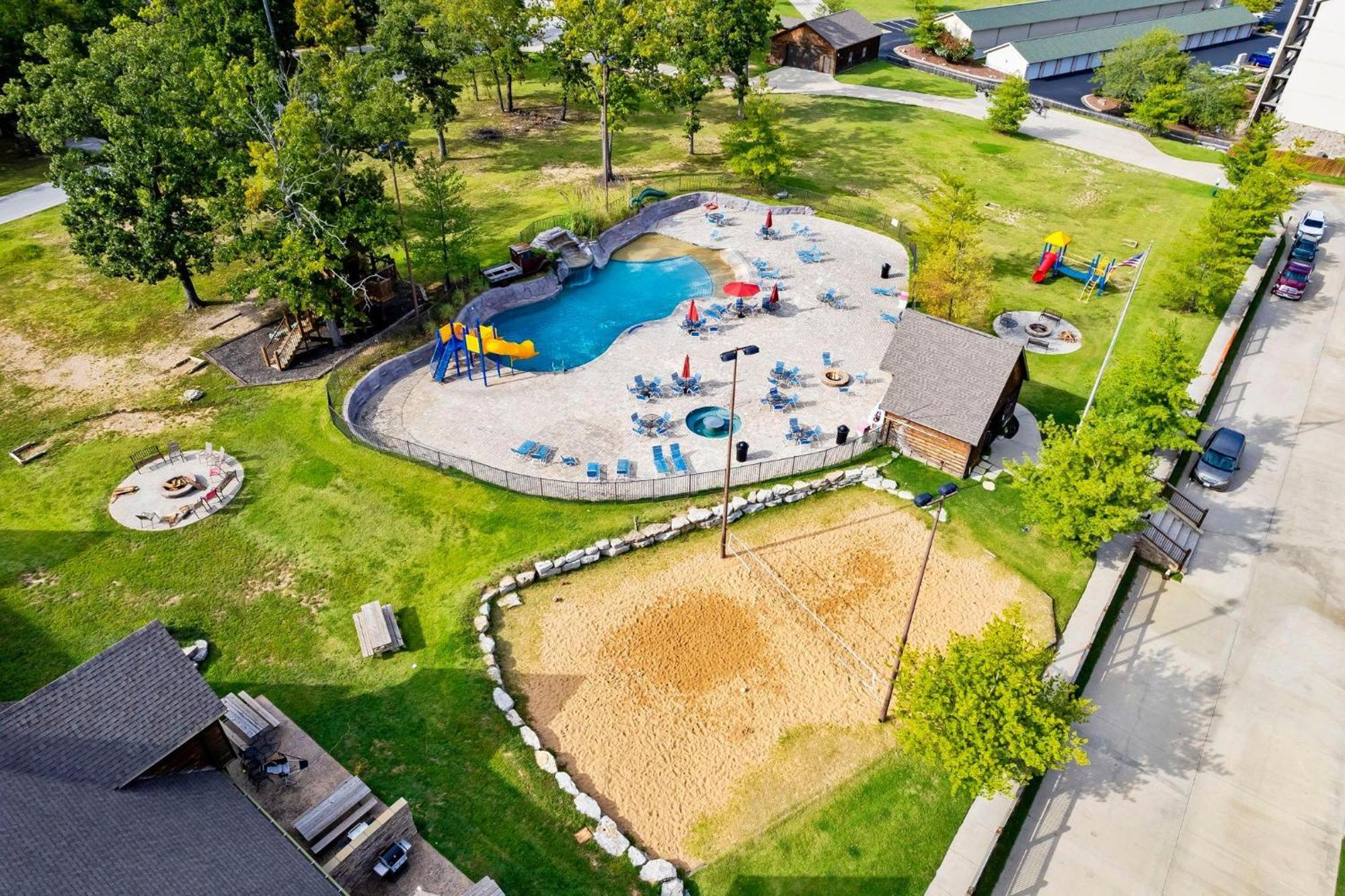 Reeled Lakefront Holiday home Branson