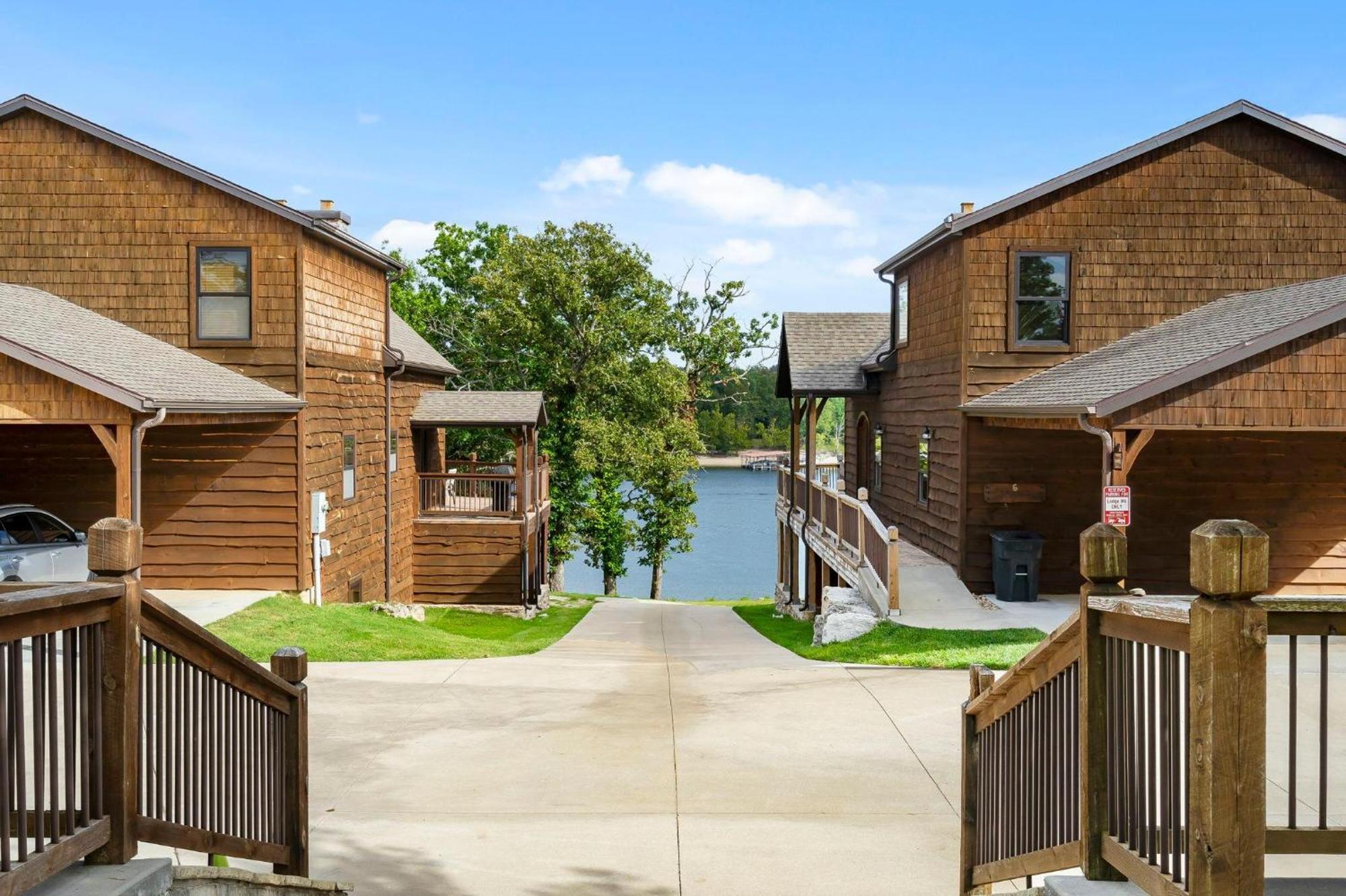 Holiday home Reeled Lakefront Branson
