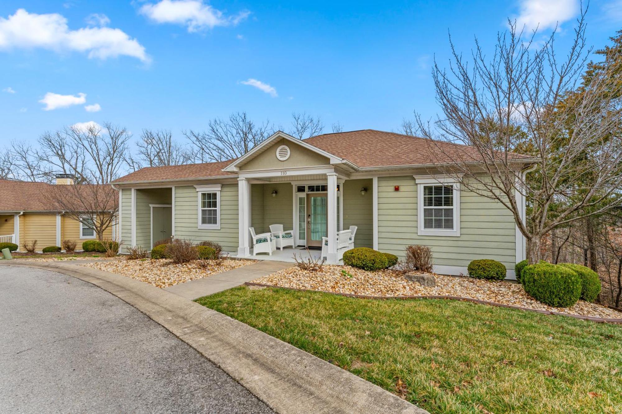 Personal Getaway. Golf Gem. Great Location! *
