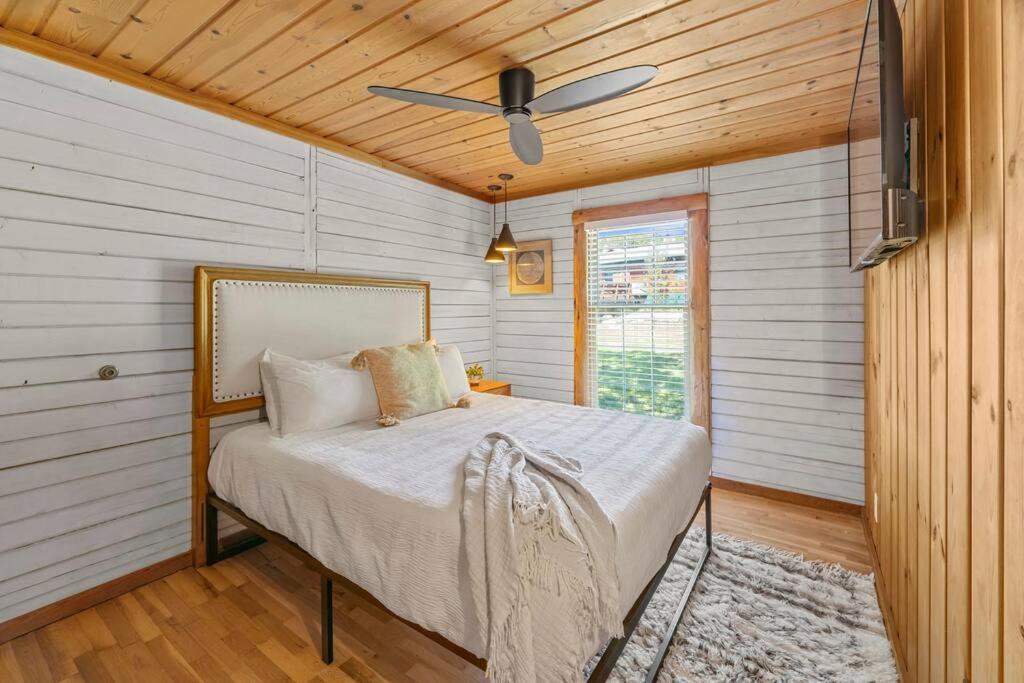 Serenity - 60 Ridge Lane Holiday home Branson