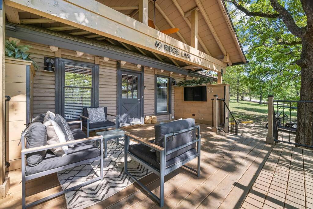 Serenity - 60 Ridge Lane