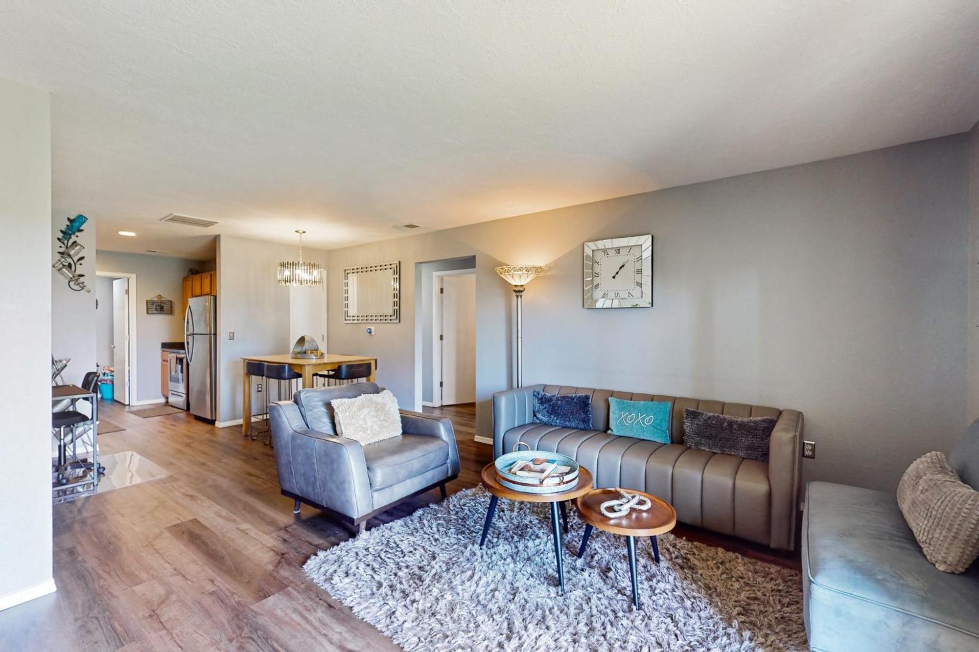 Apartment Making Memories - Unit 1 *