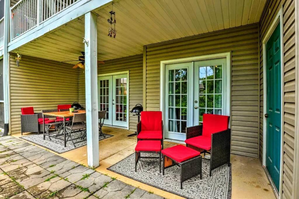 Experience Euphoria At Branson's Fall Creek Apartment Branson