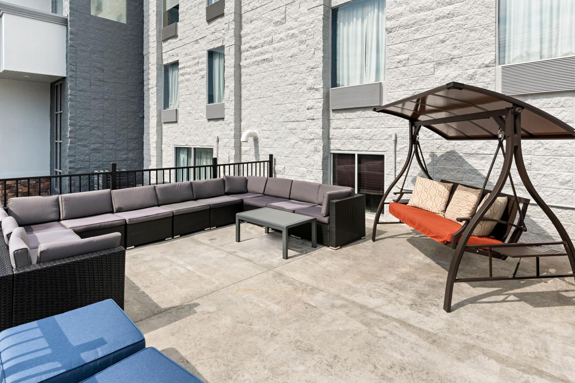 Hotel Spark By Hilton Meadows 3*