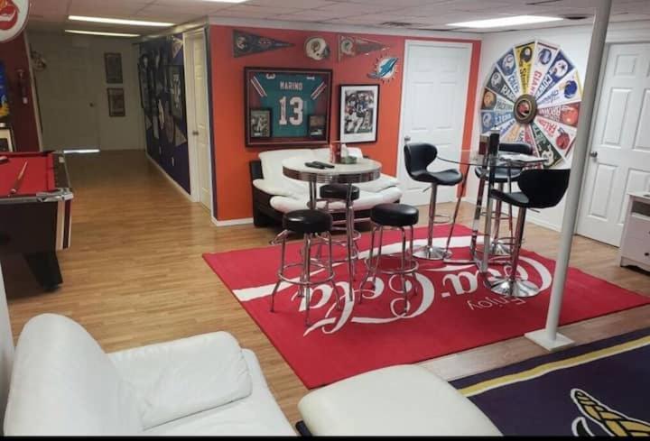 King And Apartment Branson