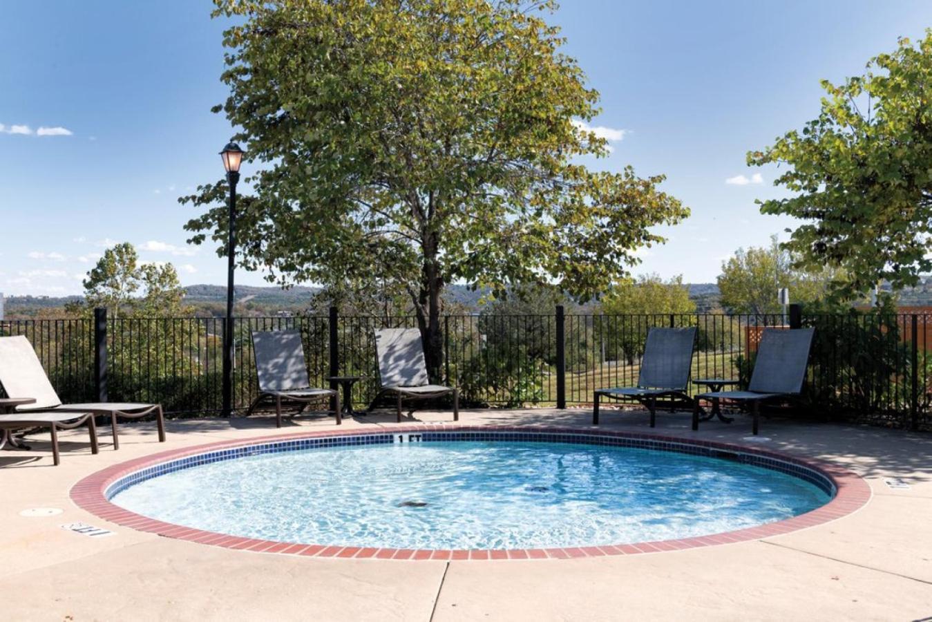 Beautiful In Mountain Vista - 2bd Sleeps Up To 8 Branson