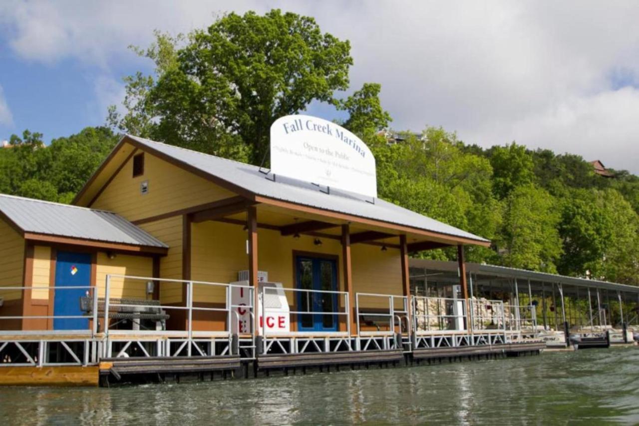 Holiday home Diamond - The At Fall Creek - St *