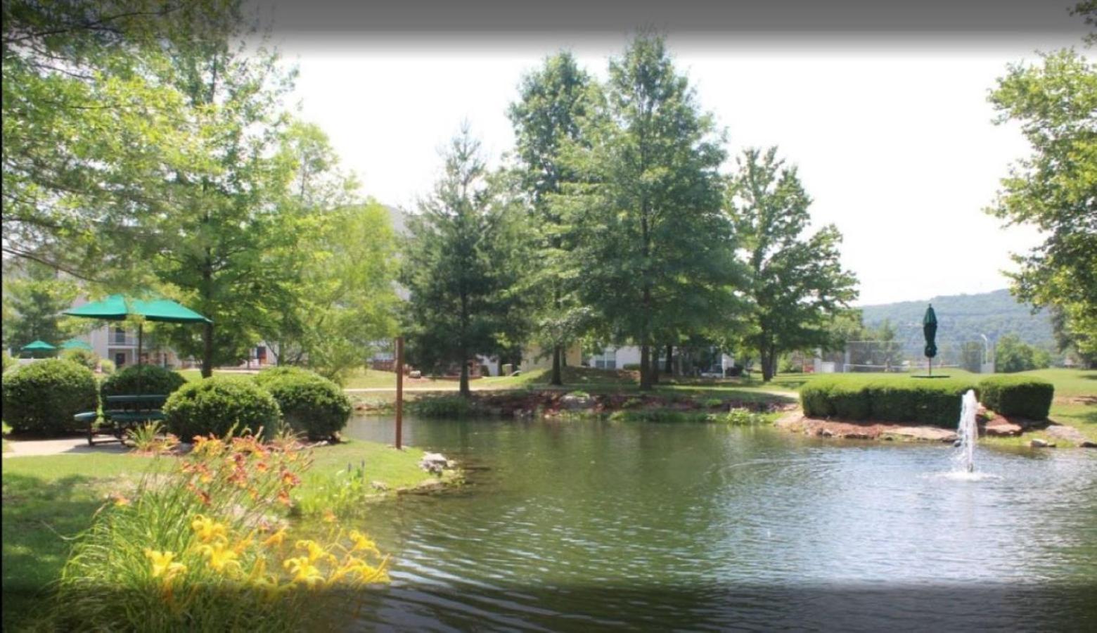 Diamond - The At Fall Creek - St * Branson