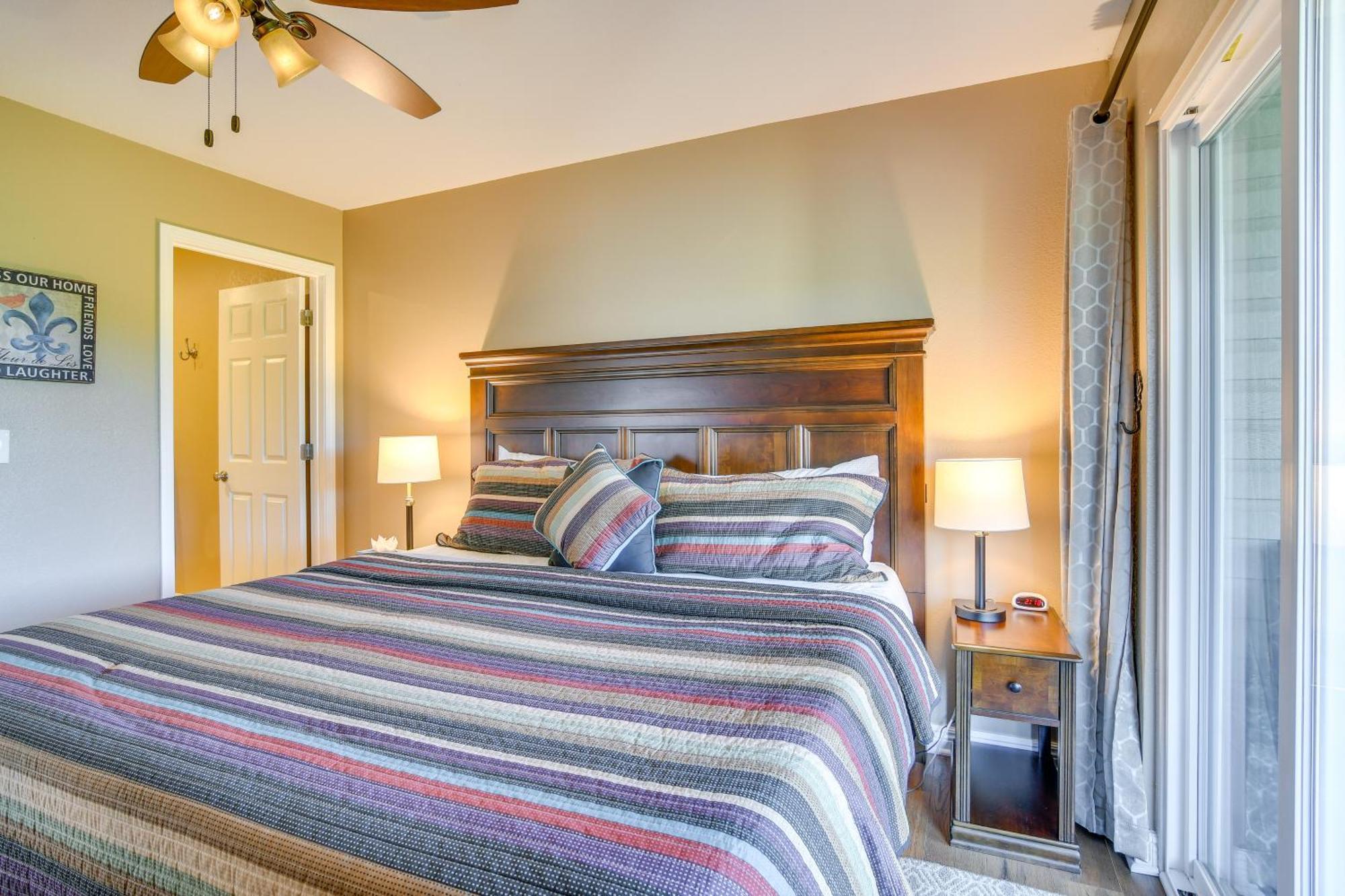 With Views By Silver Dollar Apartment Branson