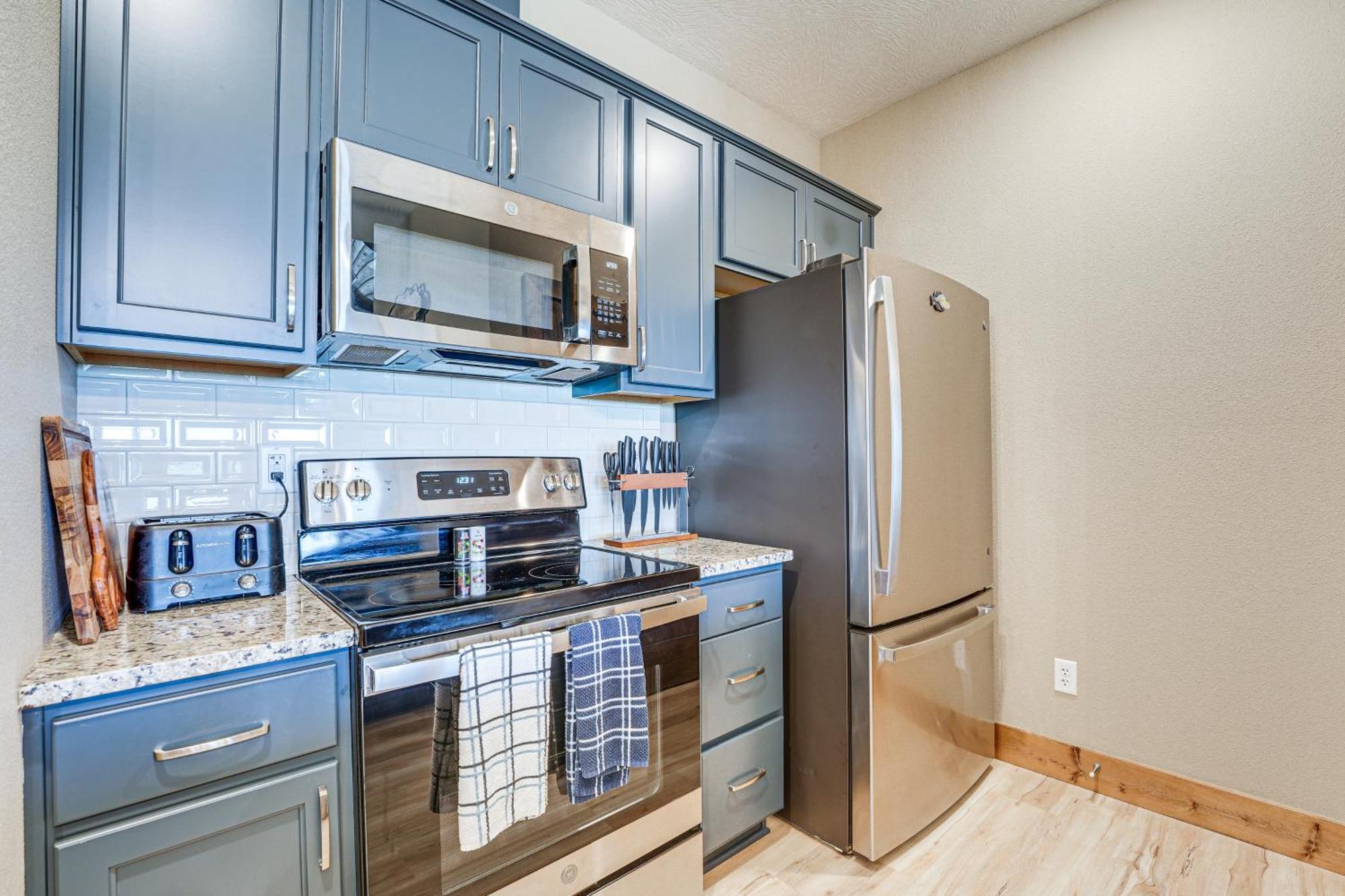 Holiday home Log Near Silver Dollar And Lake!