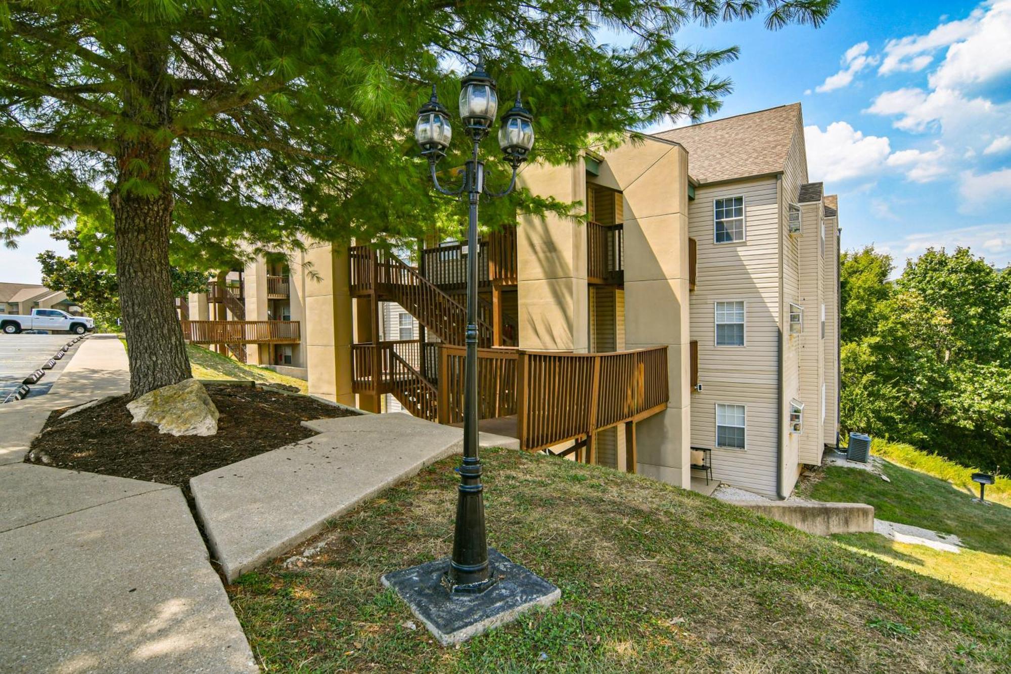 Treetop Tranquility Branson