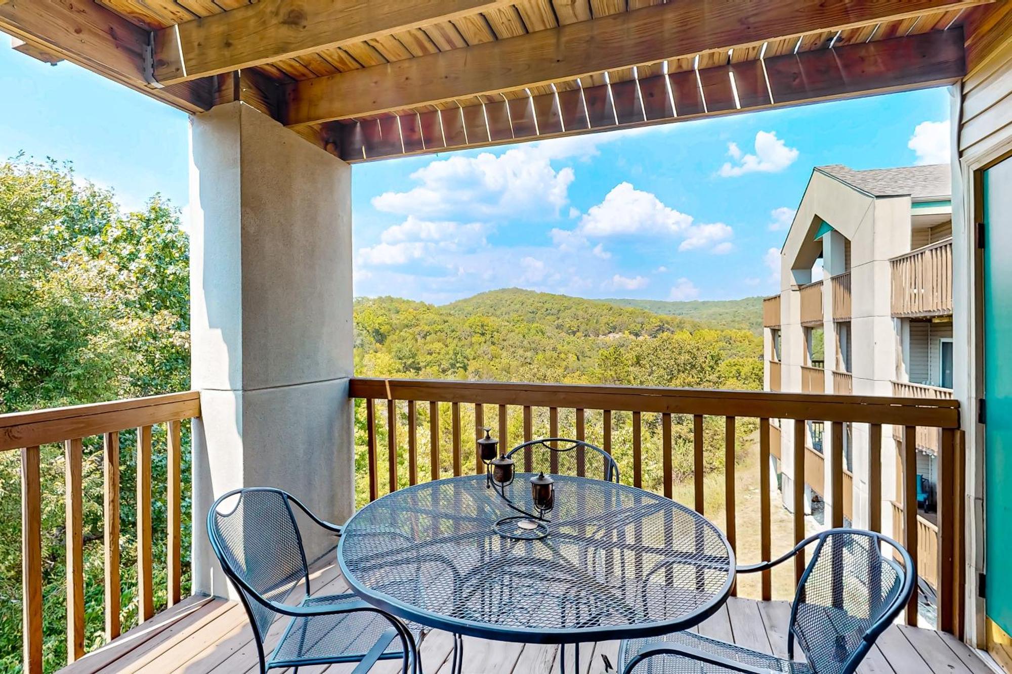 Apartment Treetop Tranquility Branson